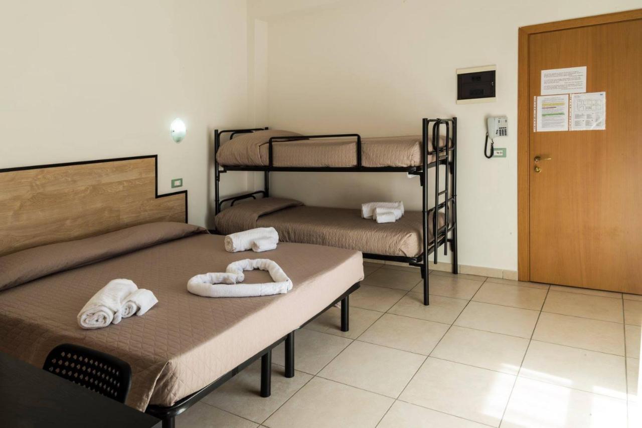 My Hotel تْشيزيناتيكو المظهر الخارجي الصورة